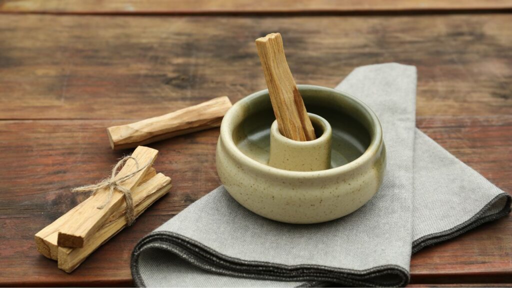 beneficios del árbol de palosanto en Colombia