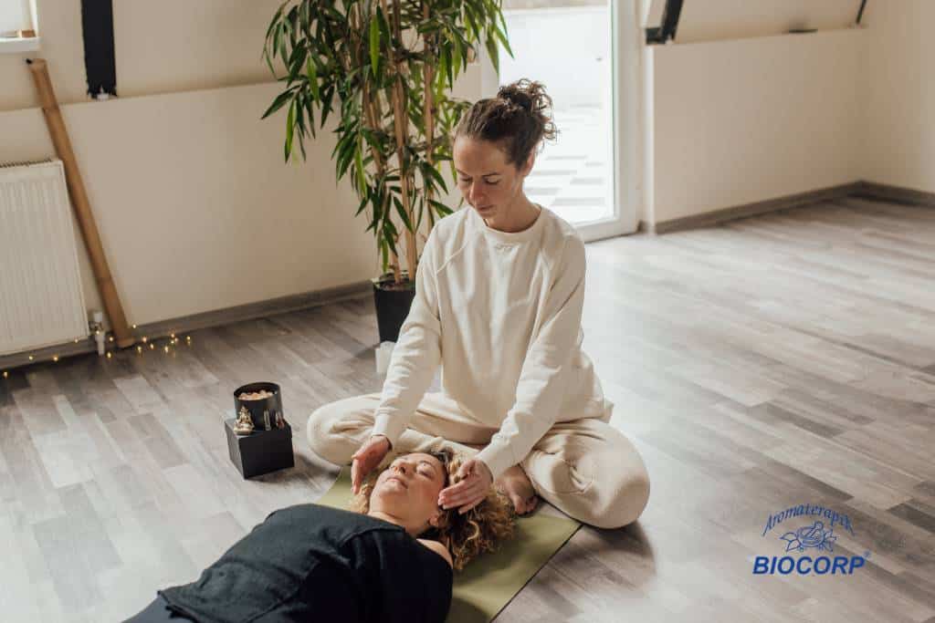 ¿Qué es el Reiki y cómo funciona?