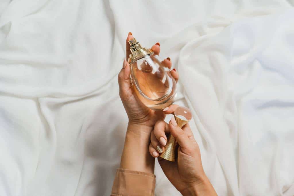 Aceites Esenciales para Perfumes: Aromas Naturales que Conquistan