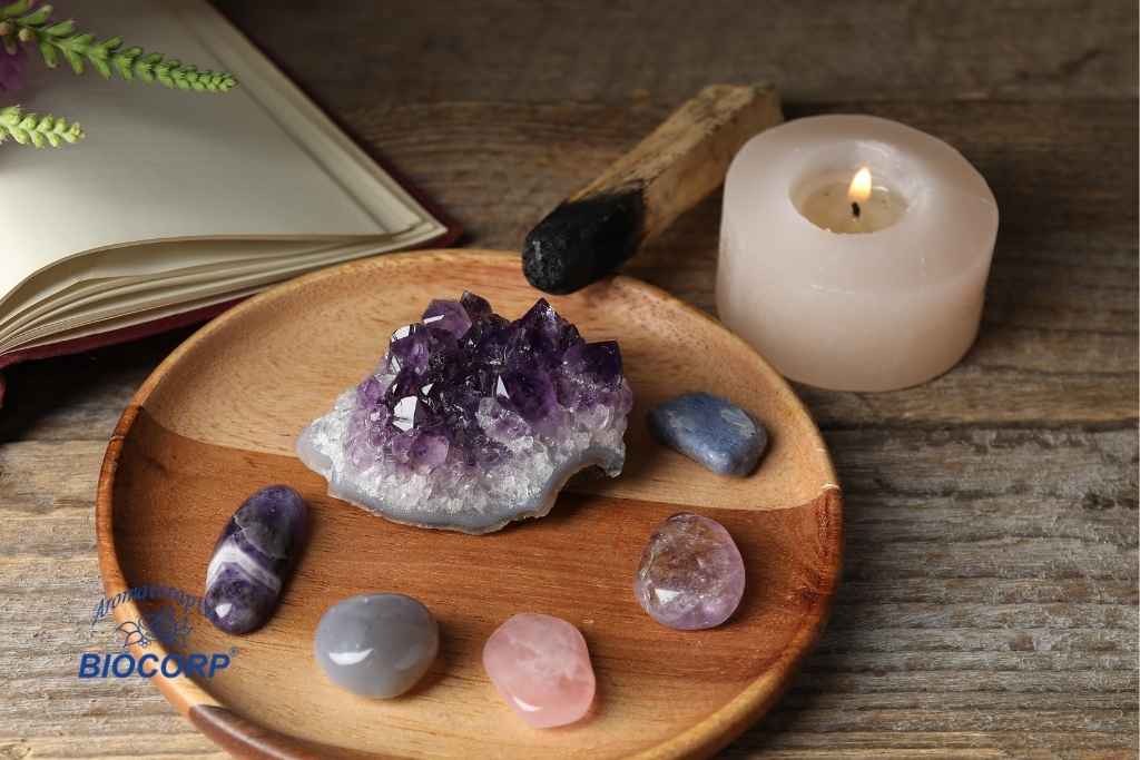 Por qué es importante limpiar y energizar cristales con aceites esenciales regularmente