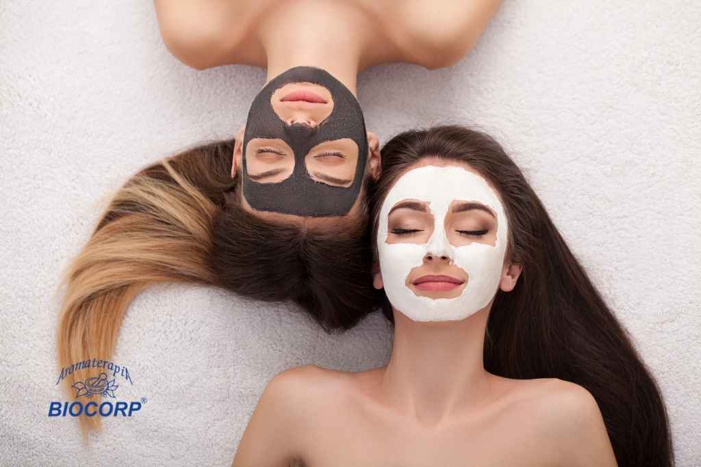 ¿Cómo enriquecer mascarillas naturales para cabina con aromaterapia?